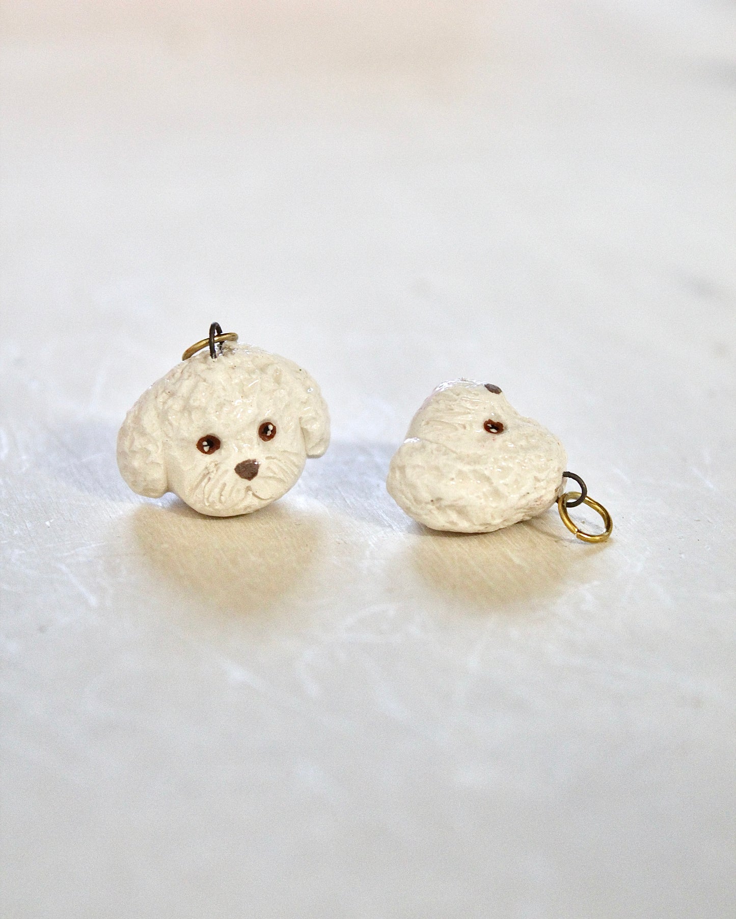 Customizable animal pendant