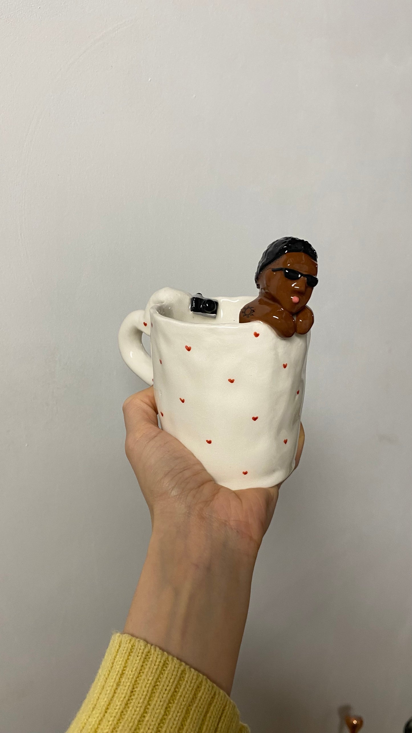 Coffee cup with cer-amico
