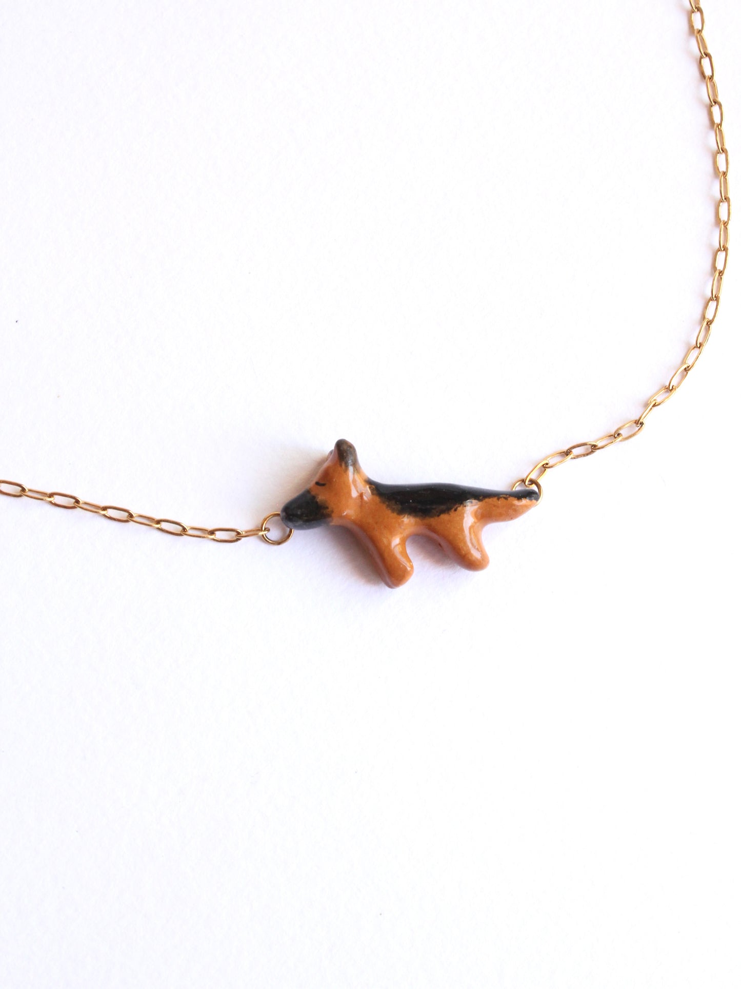 Customizable animal pendant