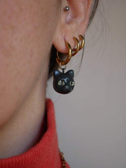 Customizable animal pendant